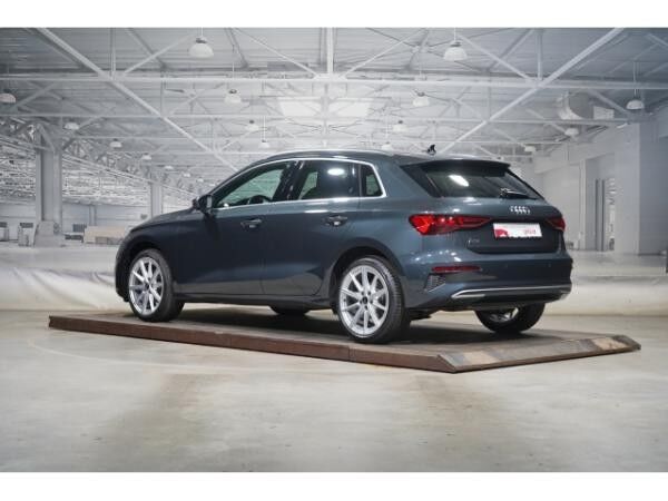 Audi A3 Sportback 35 TFSI advanced S line 18-Zoll LED C