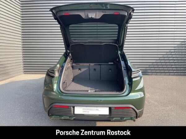 Porsche Macan 4