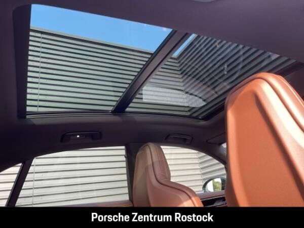 Porsche Macan 4