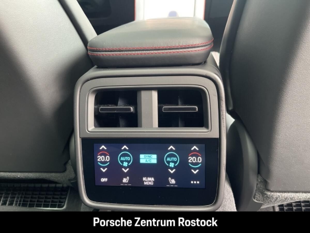 Porsche Taycan GTS Sport Turismo