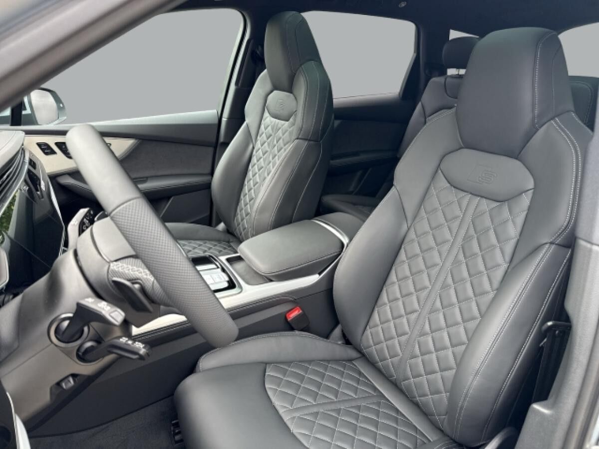 Audi Q7 55 TFSI e quattro S-line+AHK+HUD+PANO+B&O+KAMERA