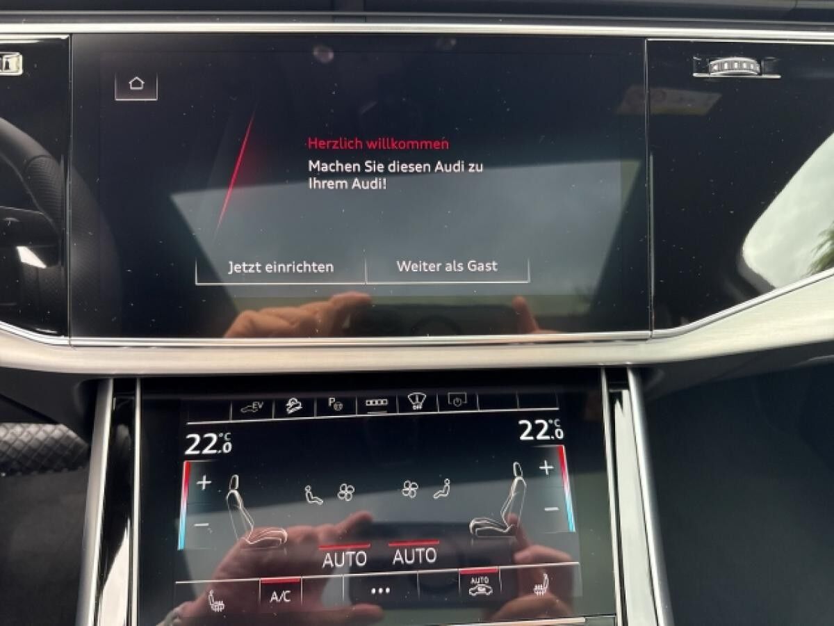 Audi Q7 55 TFSI e quattro S-line+AHK+HUD+PANO+B&O+KAMERA