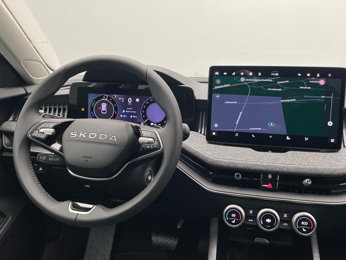 Skoda Superb Combi Selection 1.5 TSI 204PS iV  *SOFORT VERFÜGBAR*