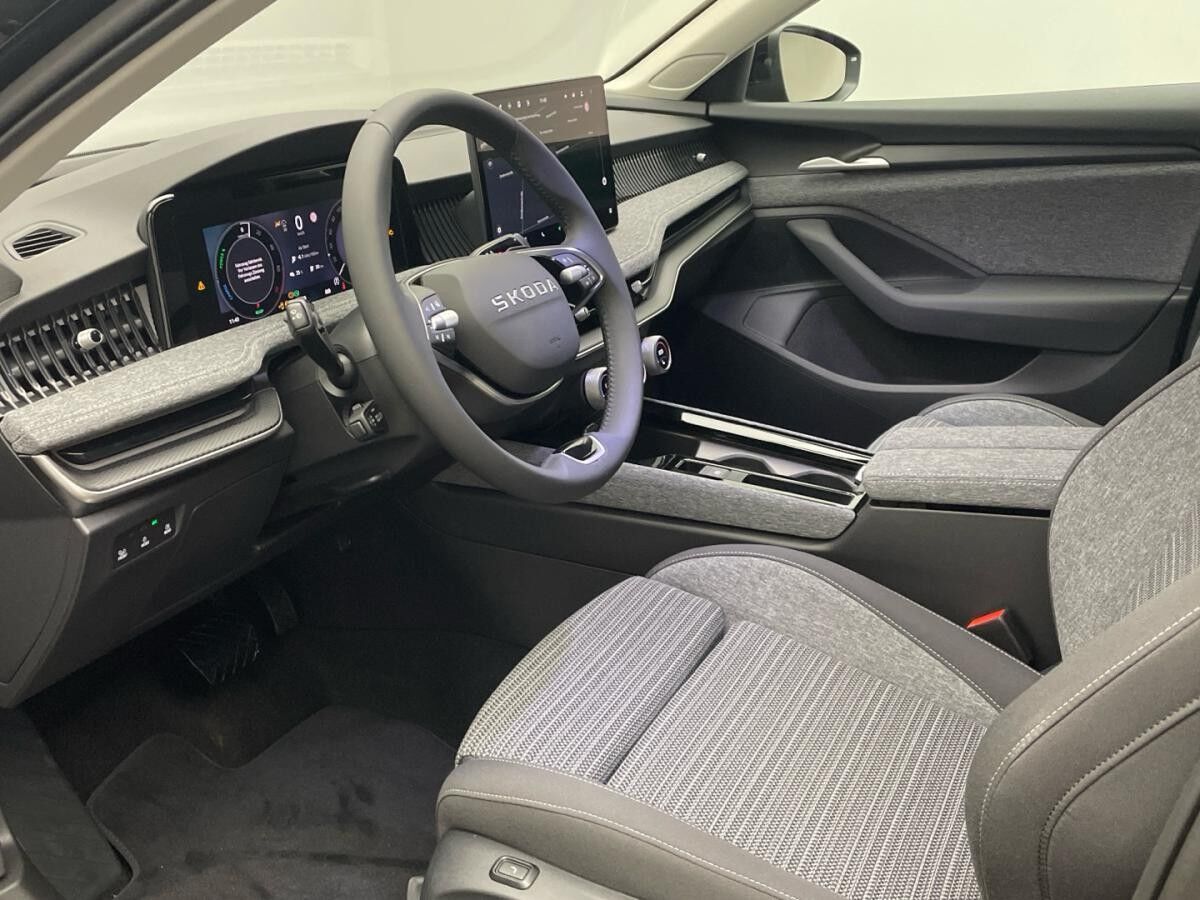 Skoda Superb Combi Selection 1.5 TSI 204PS iV  *SOFORT VERFÜGBAR*