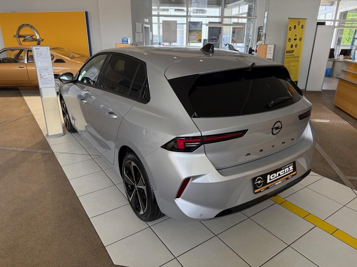 Opel Astra GS - 130 PS MT6