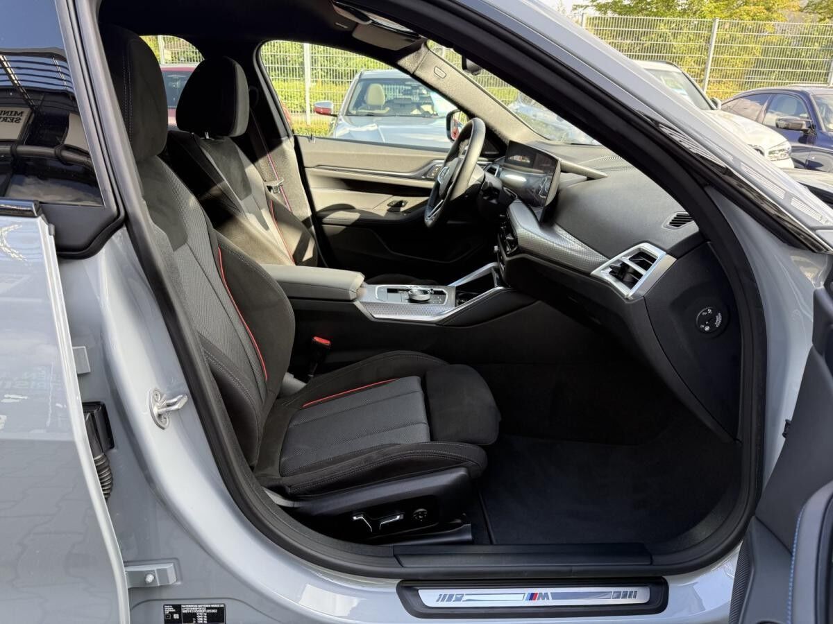 BMW i4 xDrive40 M Sport //Stop&Go AHK FACELIFT