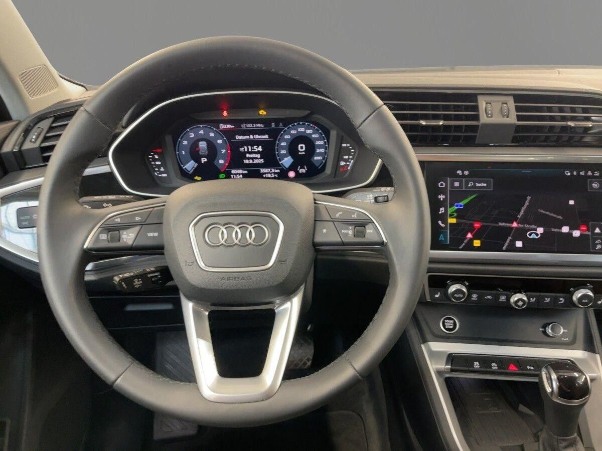 Audi Q3 advanced 35 TFSI AHK LED Navi ACC virtual
