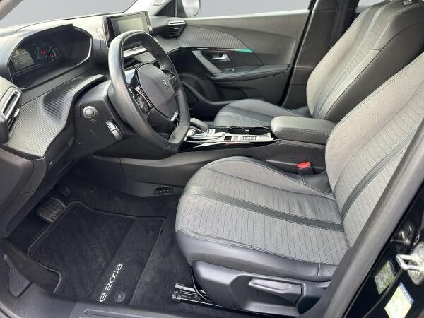 Peugeot 2008 E Allure +++ SOFORT VERFÜGBAR +++