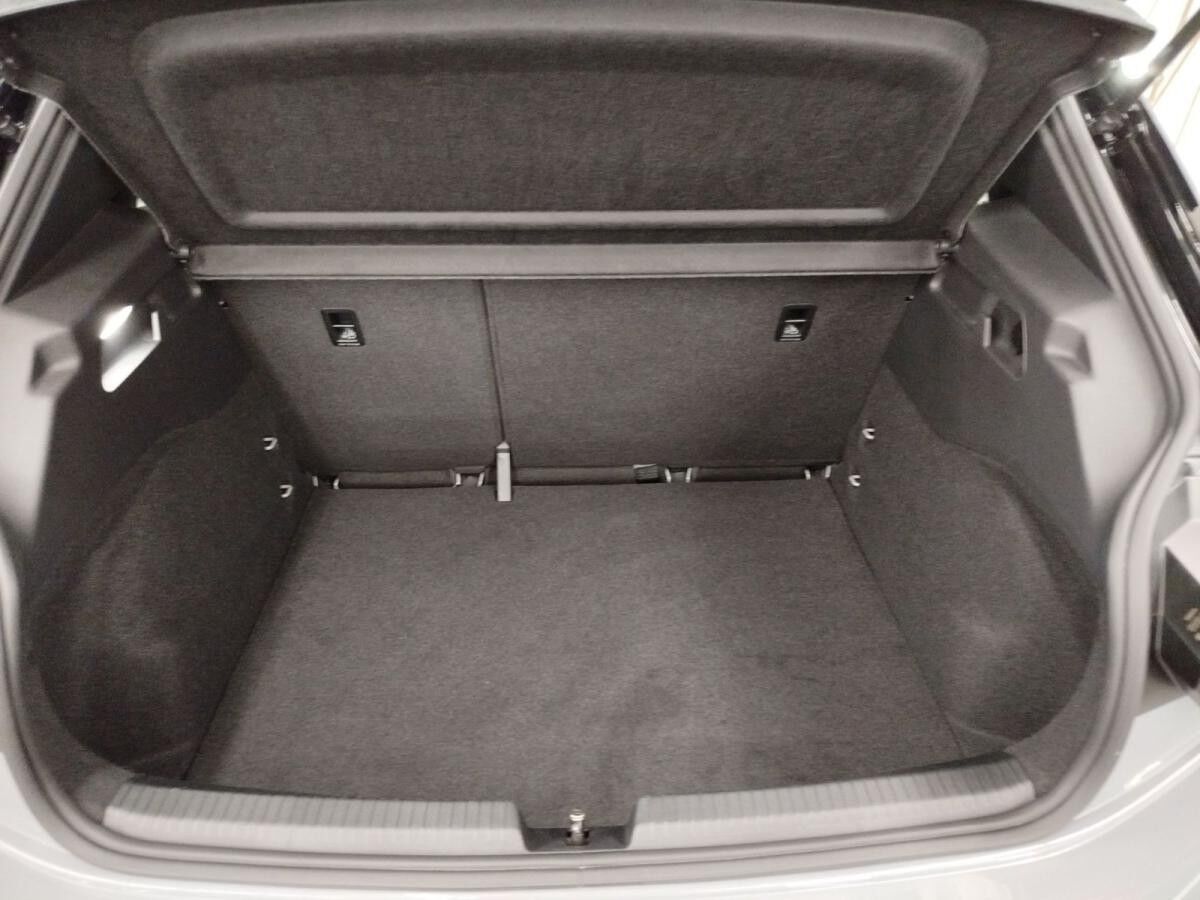 Volkswagen ID.3 Pure Performance City Navi LED Heckleuchte Sprachbedienung DAB+