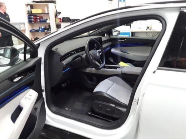 Volkswagen ID.7 Pro Navi AHK IQ.LIGHT - LED-Matrix-Scheinwerfer DAB+
