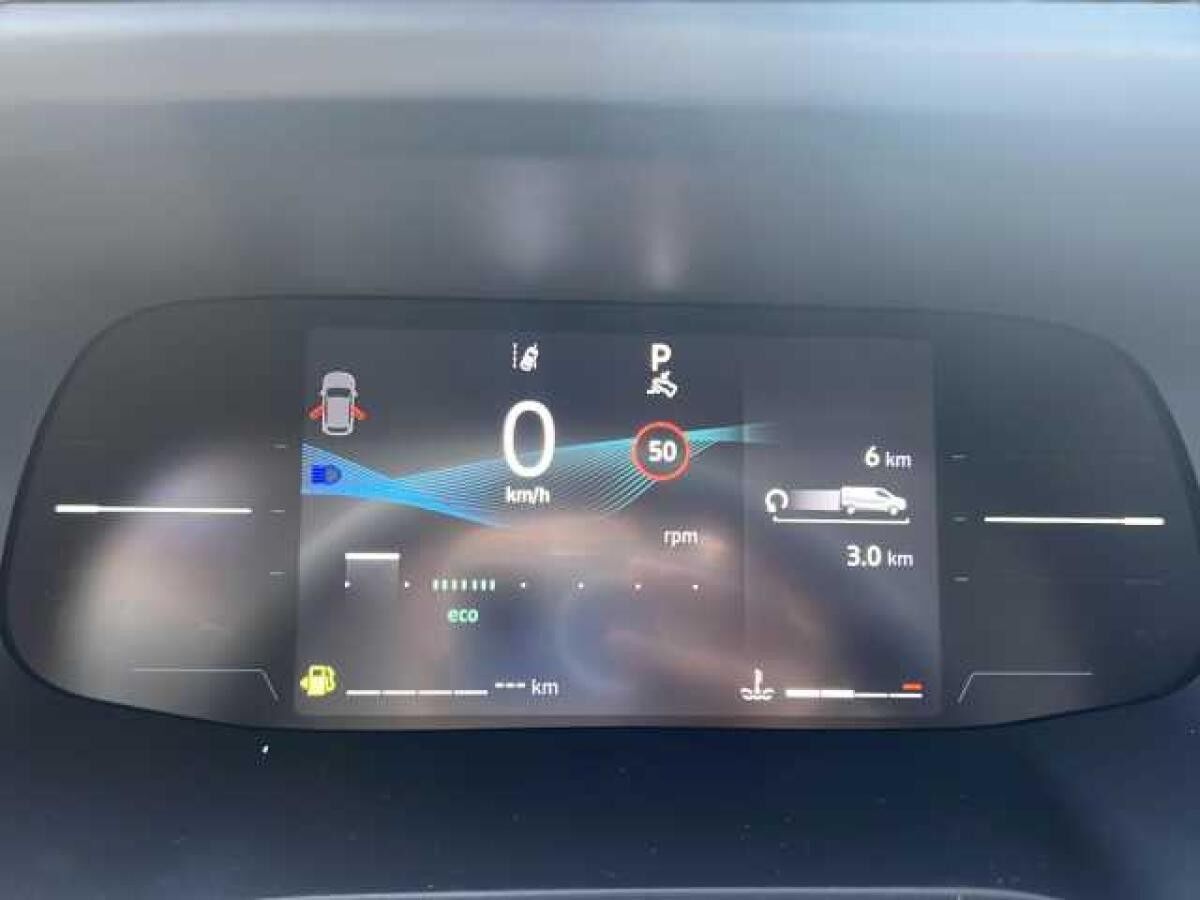 Nissan Primastar Kombi dCi 170 L1H1 Tekna Automatik +9-Sitzer