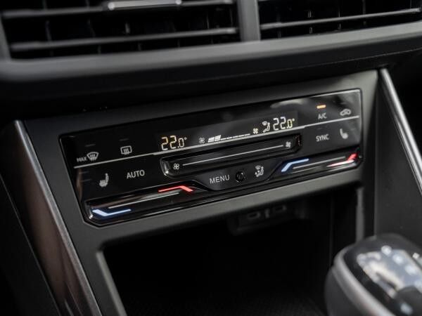 Volkswagen Polo Style LED Virtual PDC SpurH