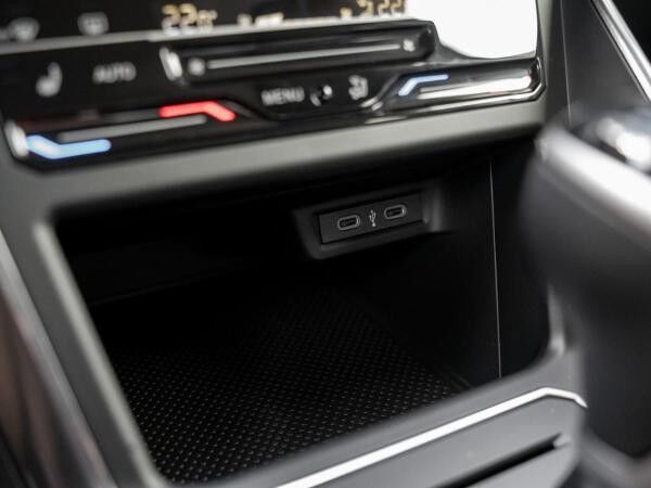 Volkswagen Polo Style LED Virtual PDC SpurH