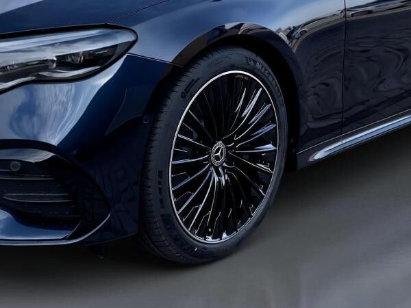 Mercedes-Benz E 200 AMG AdvancedPlus Supercreen Pano AHK