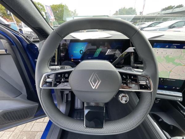 Renault Austral TCe200 Automatik el.Heckklappe SafetyCityPaket