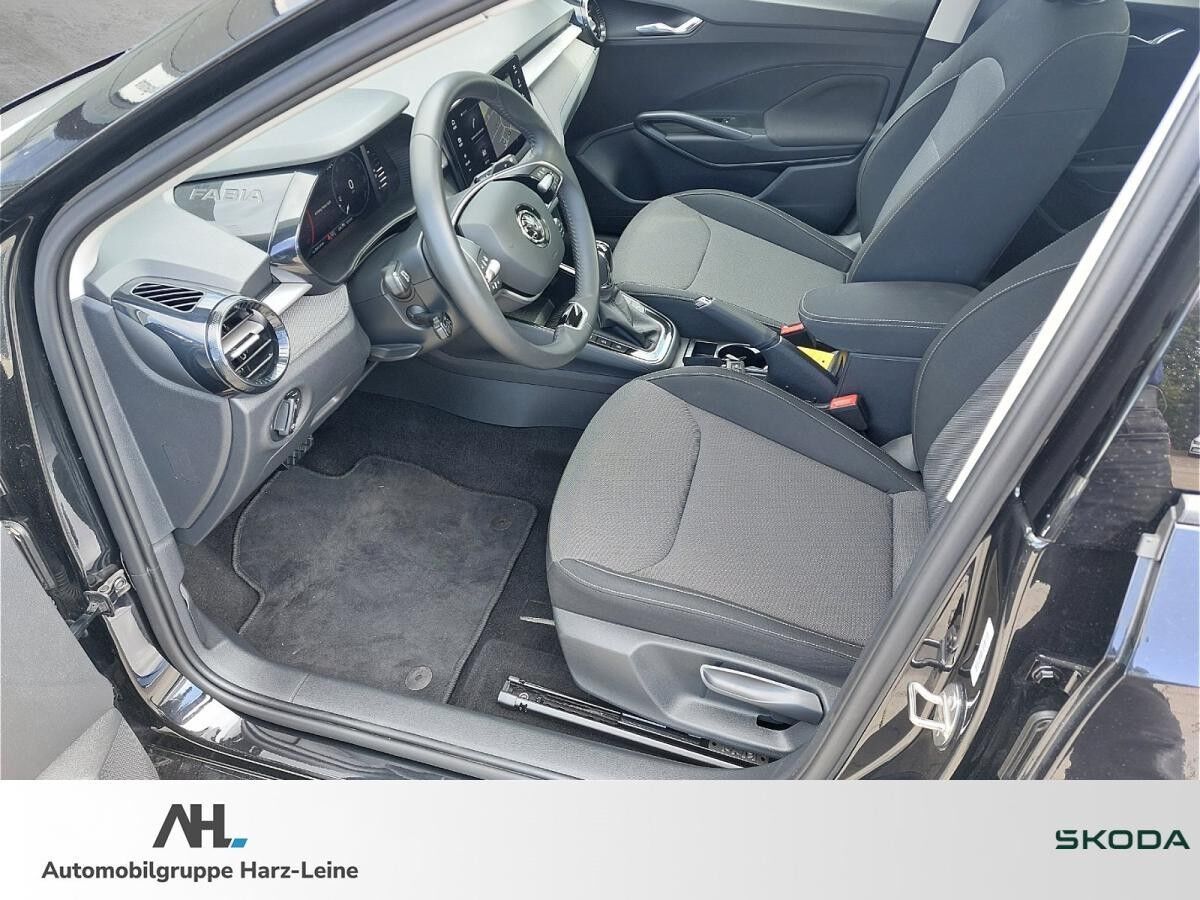 Skoda Fabia 1.0 TSI Drive LED Navi ACC Pano RFK PDC Smart Link