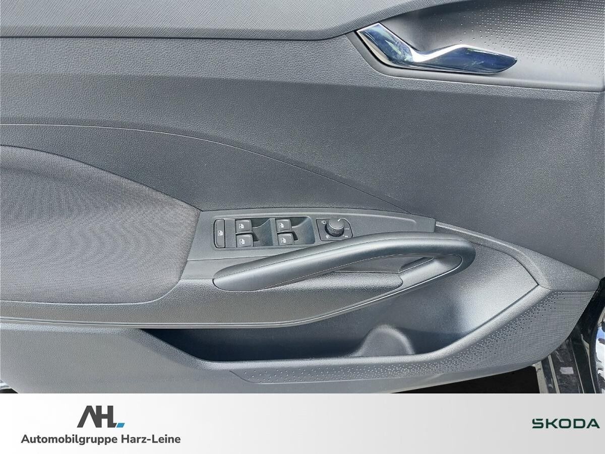 Skoda Fabia 1.0 TSI Drive LED Navi ACC Pano RFK PDC Smart Link