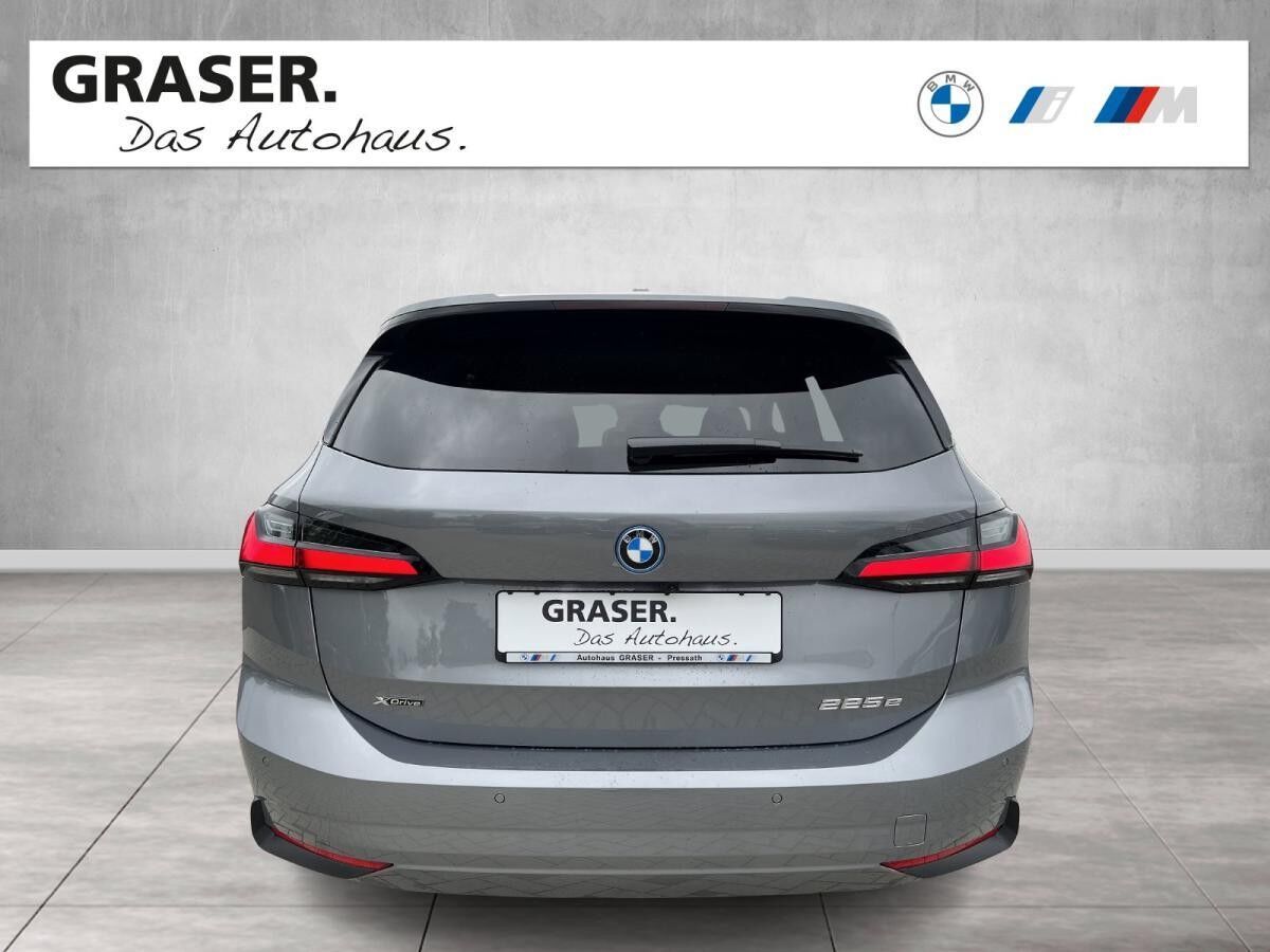 BMW 225 e xDrive +++UPE: *58.600,03 ?,--+++