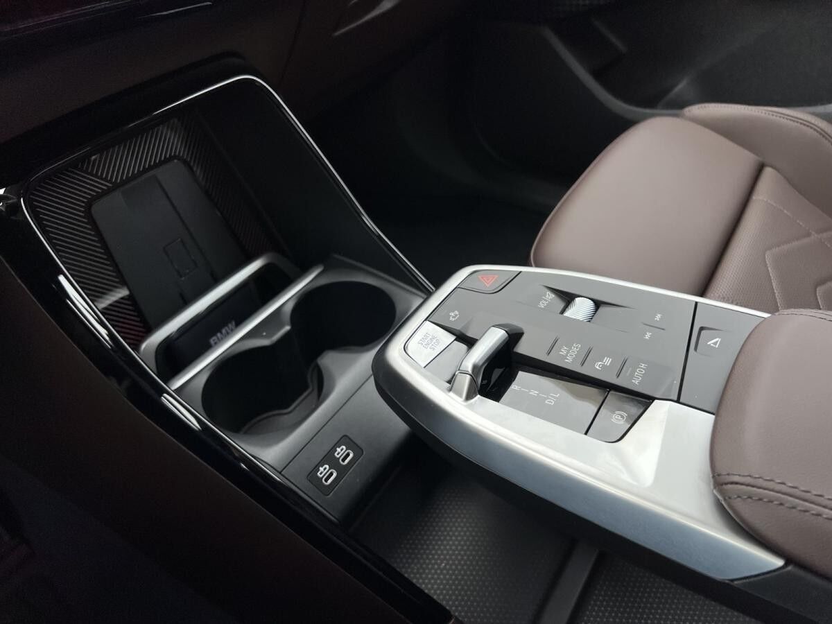 BMW 225 e xDrive +++UPE: *58.600,03 ?,--+++