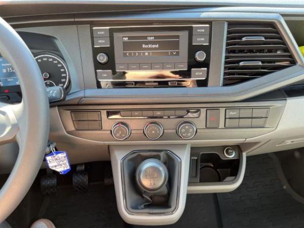 Volkswagen T6.1 Kasten langer Radstand 2.0 TDI Klimaanlage Parkpilot hinten