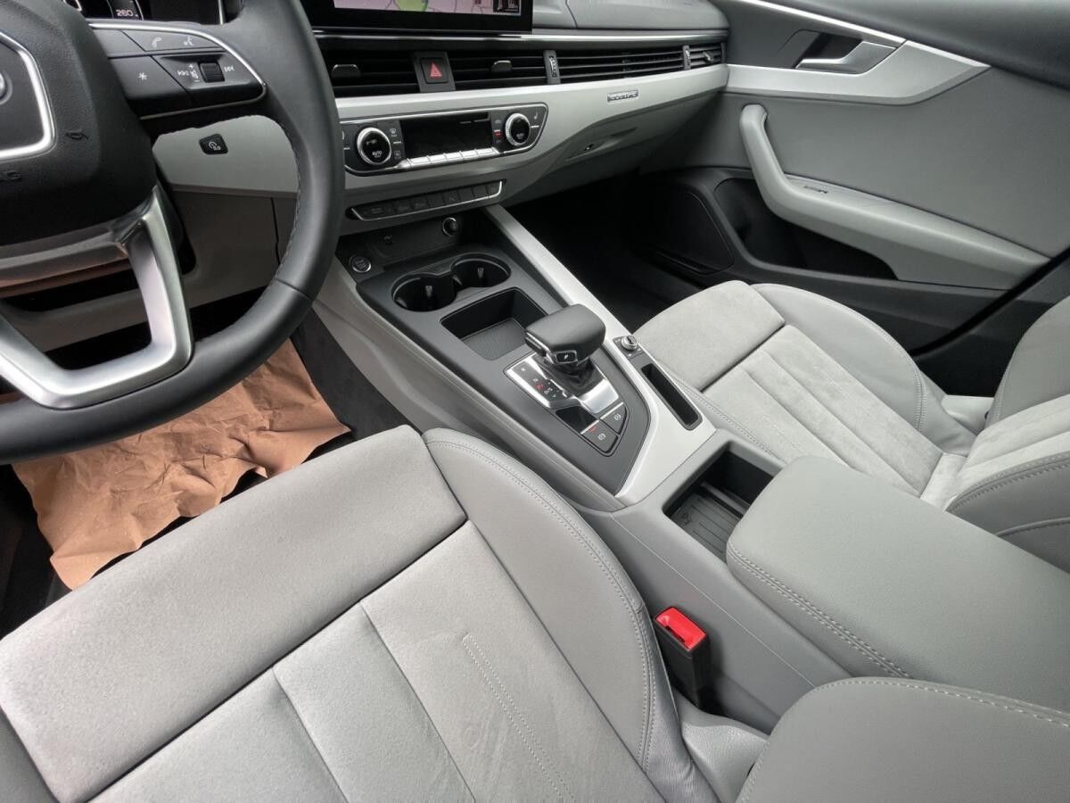 Audi A4 Avant 40 TDI qu. Matrix Navi Kamera Alcanatra Audi A4 Avant 40 TDI qu. Matrix Navi Kamera Alcanatra