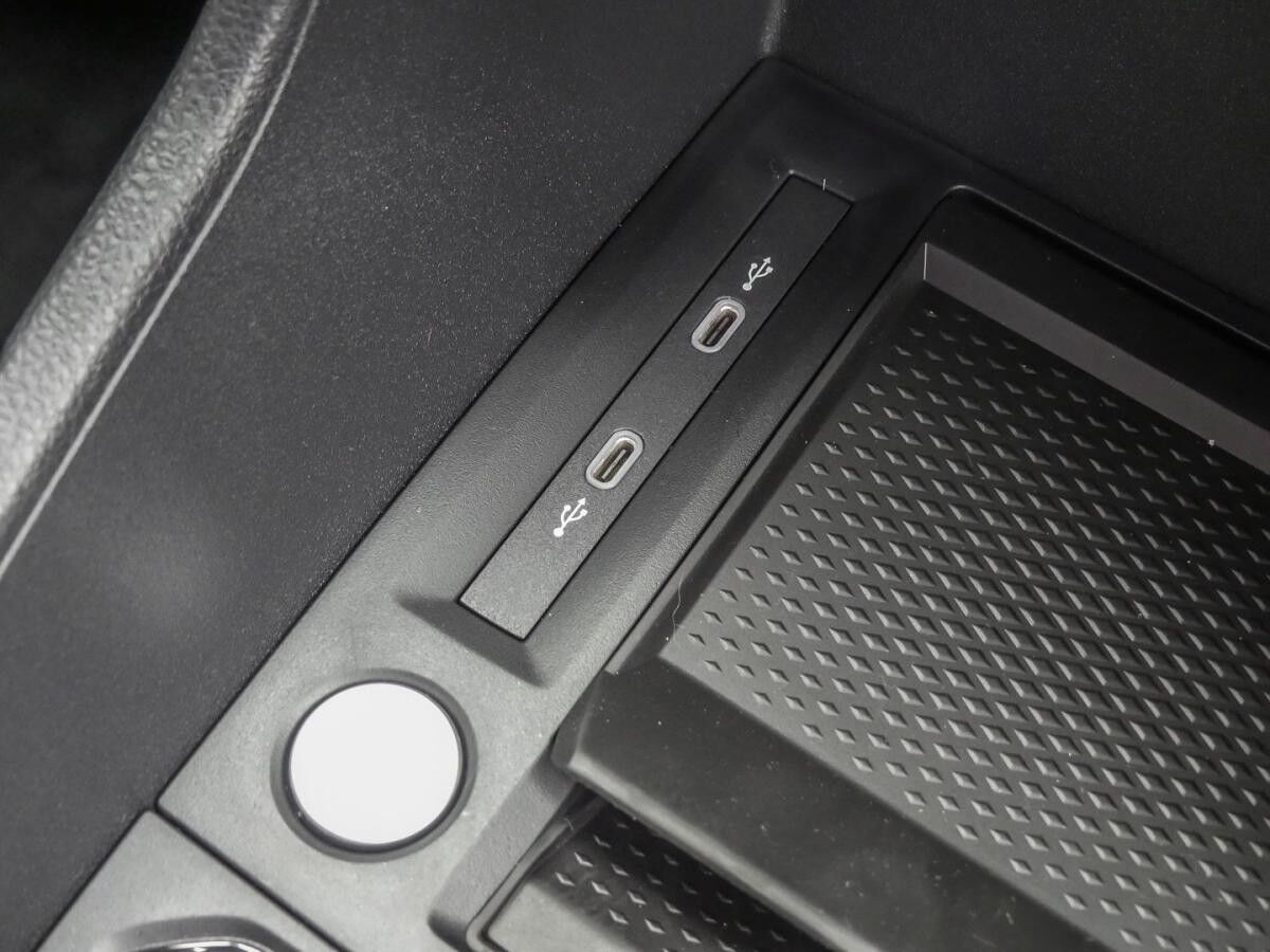 Volkswagen Caddy Cargo 1,5 eHybrid DSG Klima PDC Heckflügeltüren