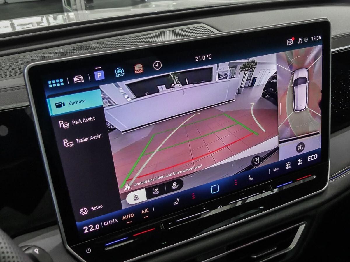 Volkswagen Tiguan 1.5 TSI eHybrid R-Line AHK Pano