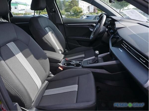 Audi A3 Sportback 35 TFSI advanced AHK LED Navi RüKa
