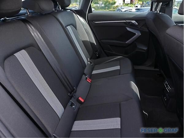 Audi A3 Sportback 35 TFSI advanced AHK LED Navi RüKa