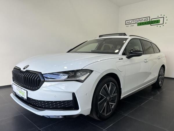 Skoda Superb Plug-In Hybrid Sportline 0,5% Vollausstattung! Sofort!