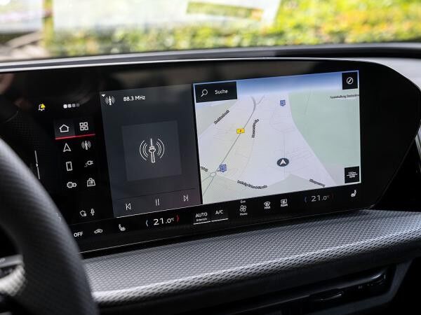 Audi Q5 Sportback e-hybrid quattro S line Luftfeder AHK  Head-up B&O
