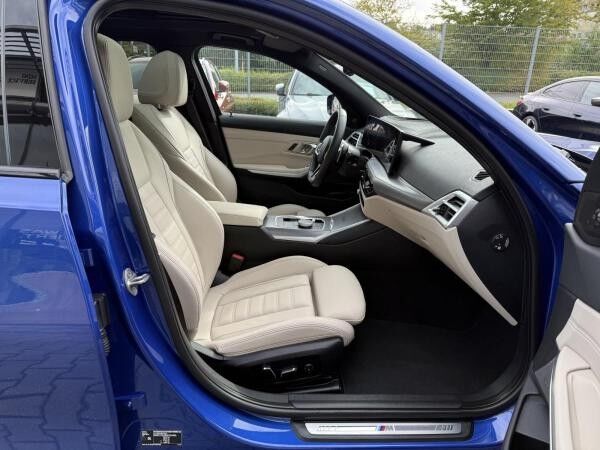 BMW 330 e xDrive Touring M Sport PRO Stop&Go Pano AHK