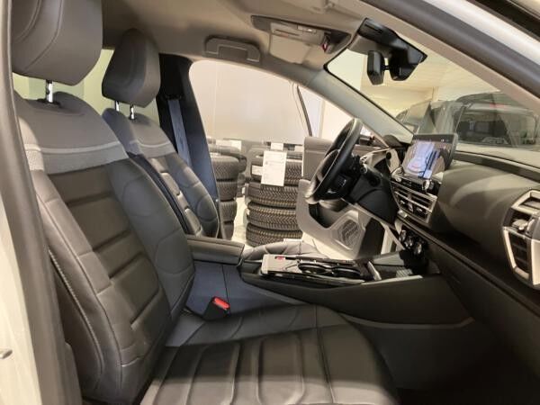 Citroën C5 X 1.2 PureTech WirelessChar,Navi,HeadUpDisplay