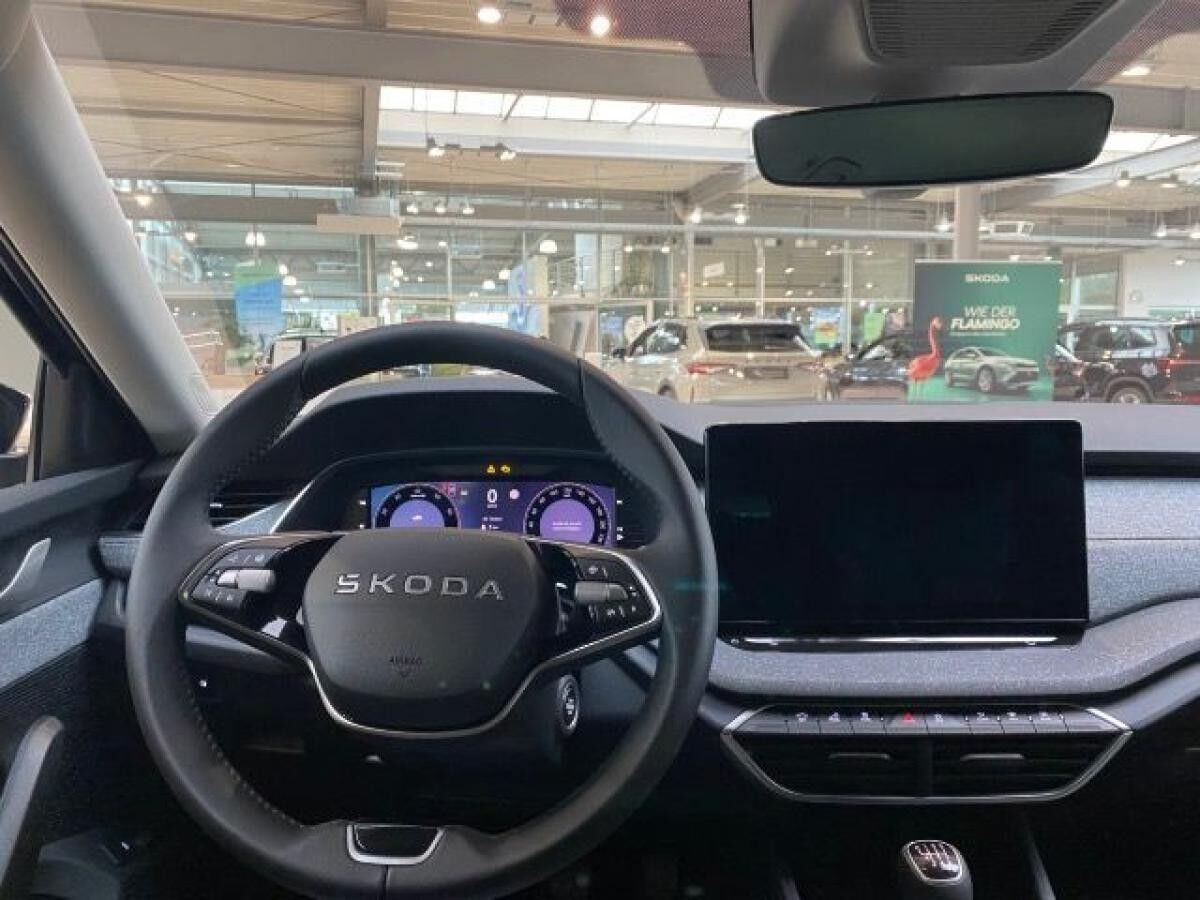 Skoda Octavia Combi Tour 1,5 TSI 6-Gang-Schaltgetriebe Sofort Verfügbar