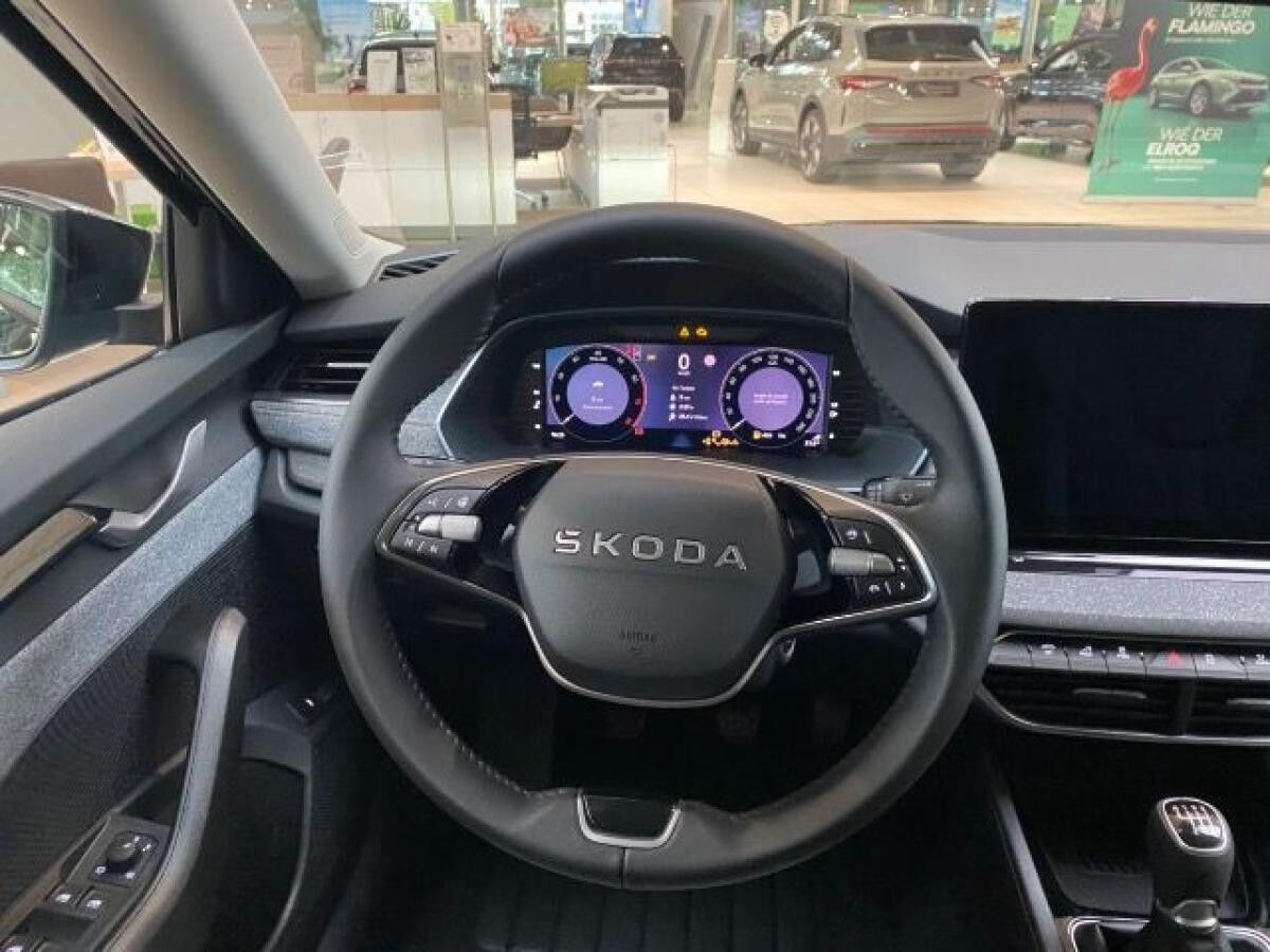 Skoda Octavia Combi Tour 1,5 TSI 6-Gang-Schaltgetriebe Sofort Verfügbar