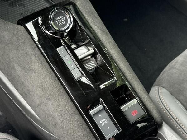 Alfa Romeo Junior 1.2 VGT Mild-Hybrid Intensa
