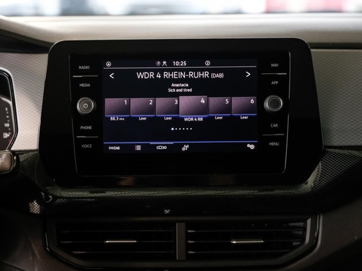 Volkswagen T-Cross 1,0 TSI DSG Life ACC R-Kamera AppConnect Parkpilot Alu