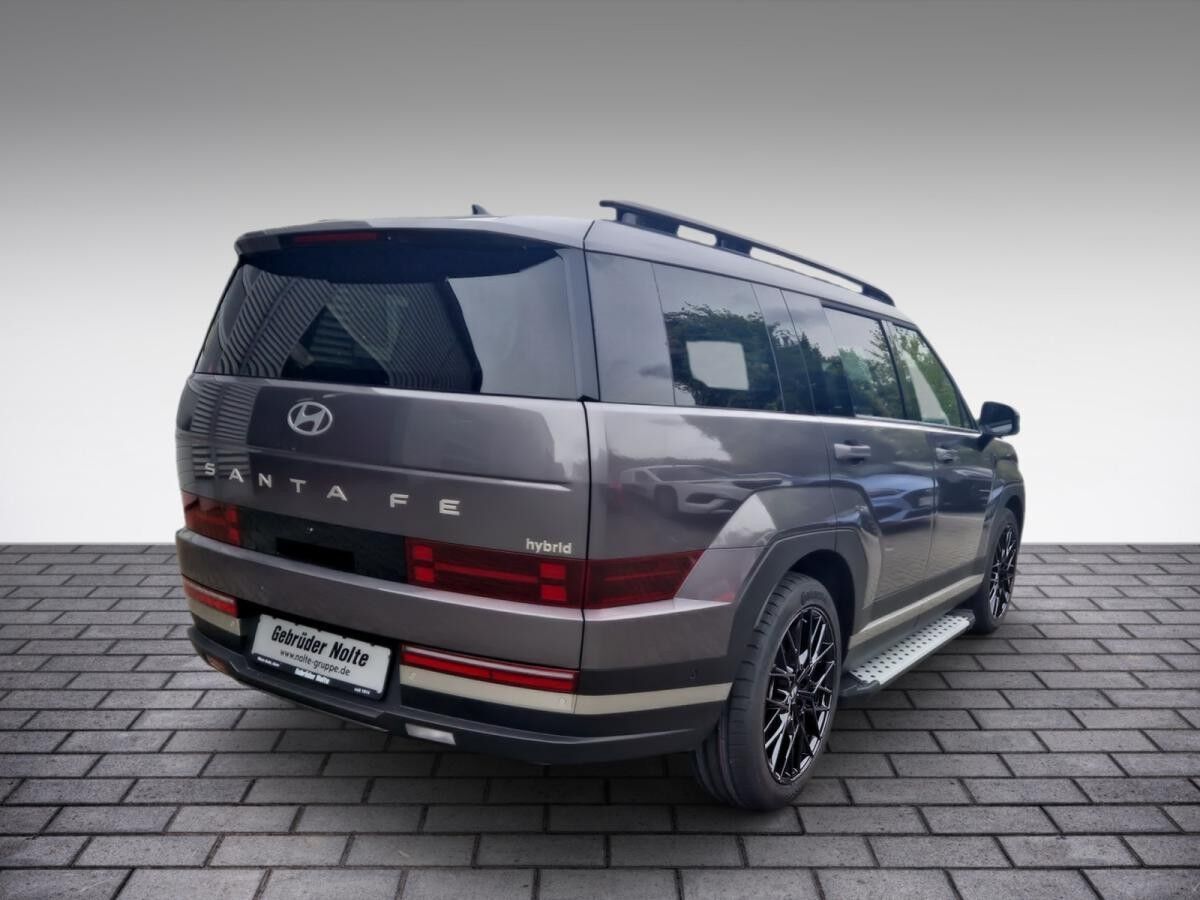 Hyundai SANTA FE 1.6 T-GDI HEV INTRO 4WD // LEDER // NAVI