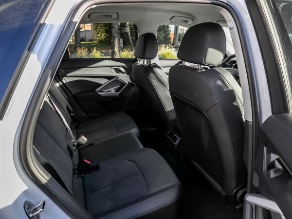 Audi Q3 advanced 35 TFSI Assistenzpaket Navi AHK PDC