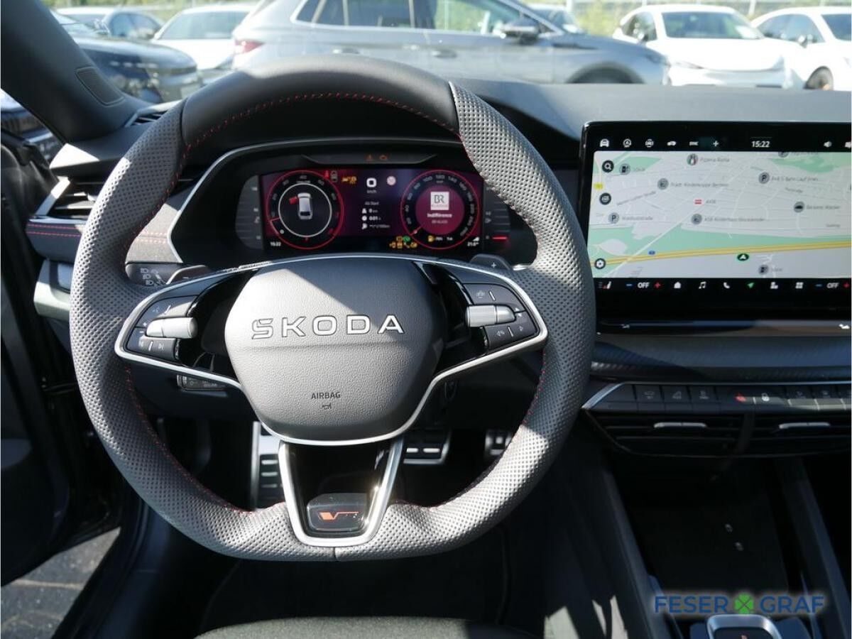 Skoda Octavia RS 2,0 TSI DSG - AHK,SHZ,NAVI,KAMERA