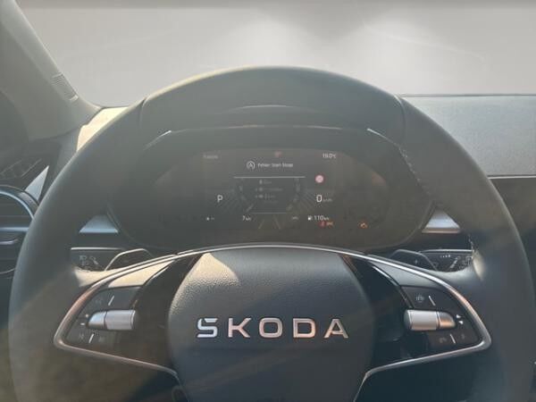 Skoda Fabia 1.0 TSI DSG Selection +ACC+LED+SHZ+PDC+KLIMA+