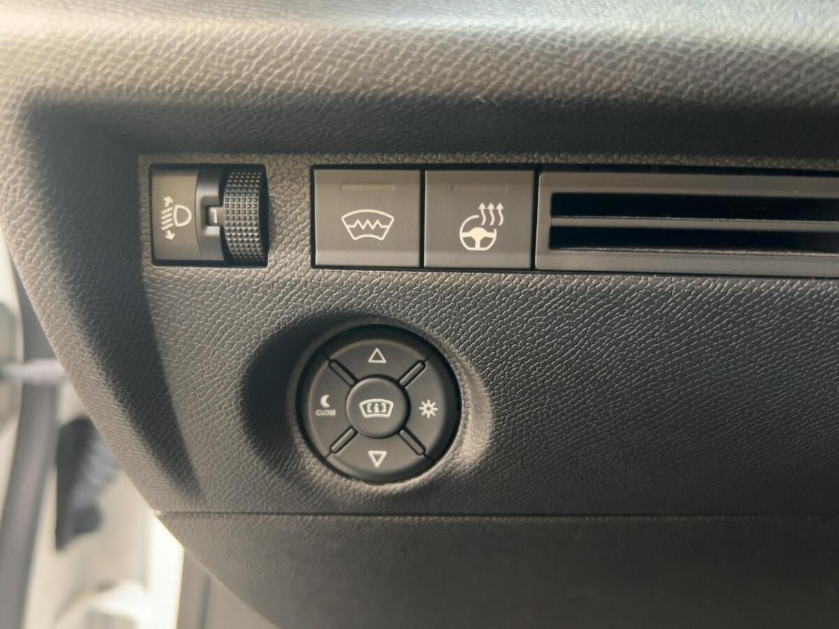 Citroën C4 SHINE NAVI KAMERA 360° KEYLESS-GO LED