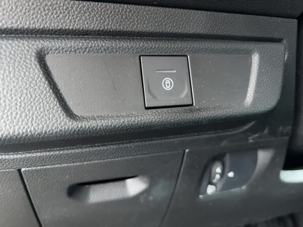 Dacia Jogger EXTREME+ TCe 110 7-SITZER NAVI KAMERA