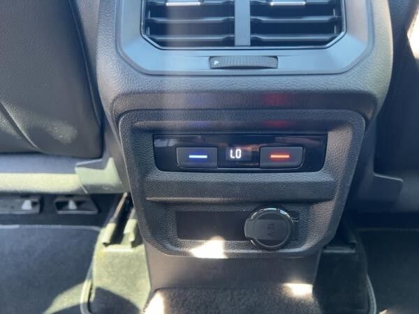 Volkswagen Tiguan 2.0 TSI R-Line 4Motion Pano Kamera SHZ Ma