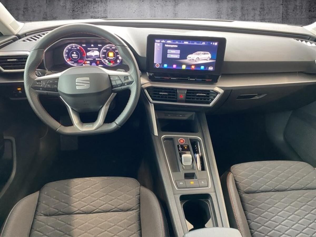 Seat Leon Sp. 1.5 eTSI DSG FR ab 235,- EUR mtl. AHK-Vorb. LED Navi FaPa XL Kamera Kessy WP