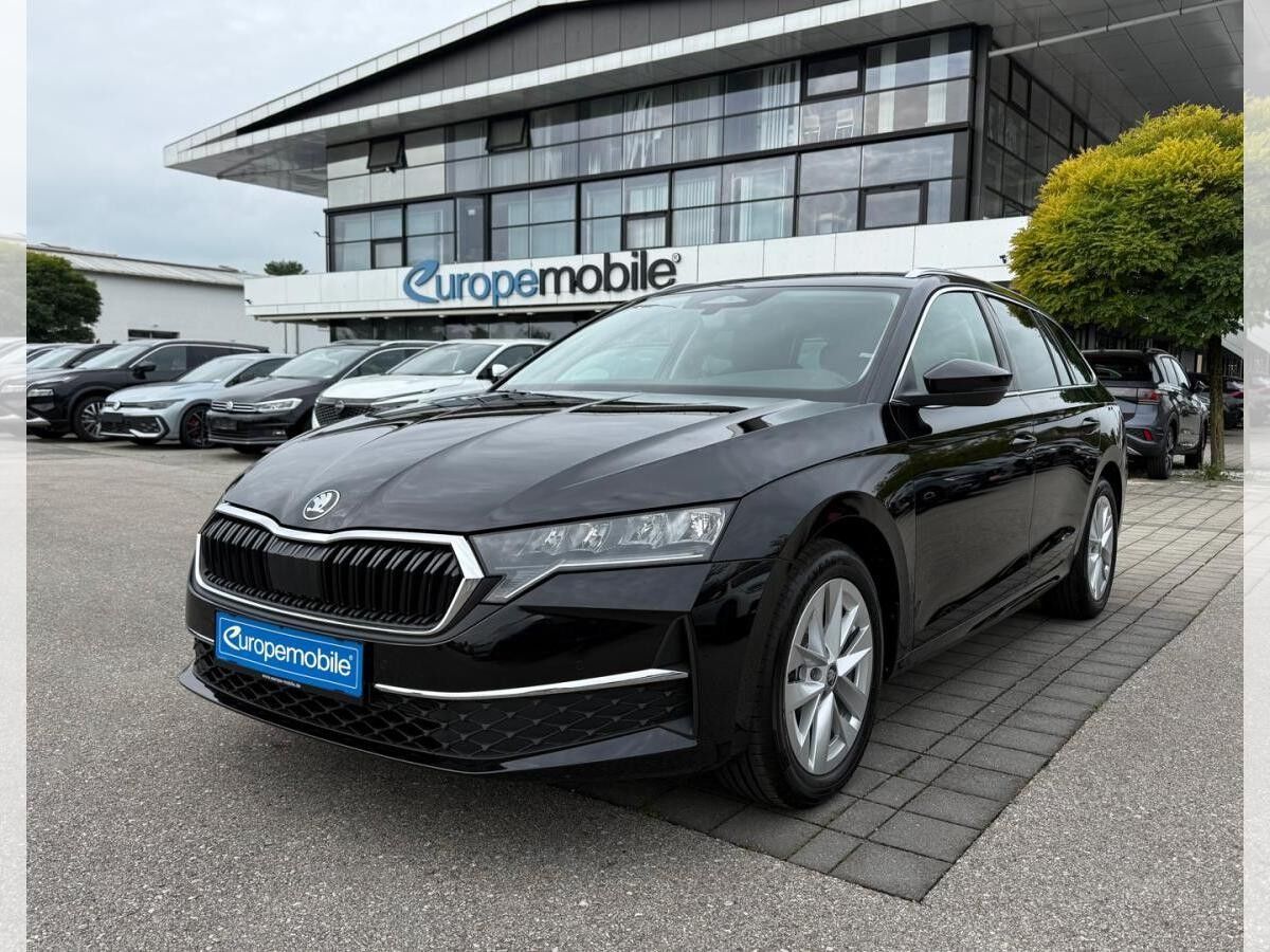 Skoda Octavia Combi SELECTION 2025 1.5 TSI mHEV 110kW DSG (UVP 47.452€/SOFORT) NAV/AHK/EASY.OPEN/ASSISTENZ/KAM/5J