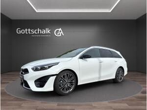 Kia Ceed 1.5 T-GDI DCT GT-line SW Kia Ceed 1.5 T-GDI DCT GT-line SW