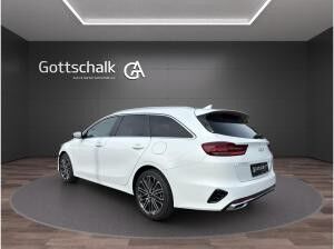 Kia Ceed 1.5 T-GDI DCT GT-line SW Kia Ceed 1.5 T-GDI DCT GT-line SW