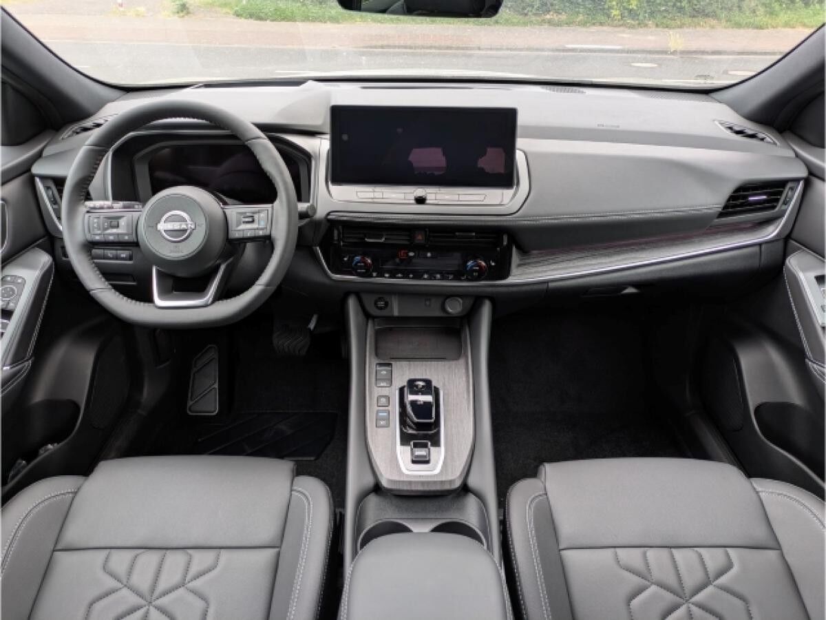 Nissan Qashqai TEKNA 1.5 VC-T e-POWER HUD Navi Leder Digitales Cockpit Memory Sitze 360 Kamera