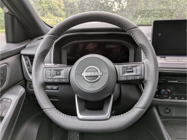 Nissan Qashqai TEKNA 1.5 VC-T e-POWER HUD Navi Leder Digitales Cockpit Memory Sitze 360 Kamera